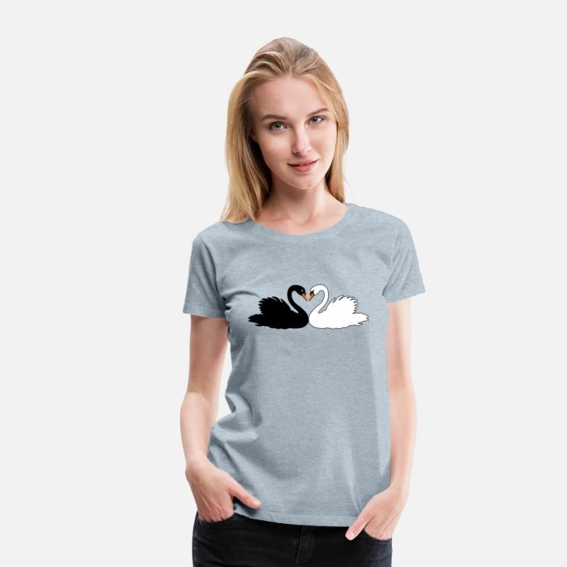 Black swan and white swan