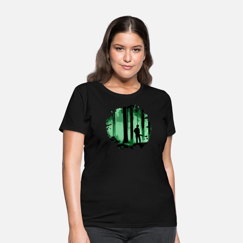 Forestry worker in forest (Green)