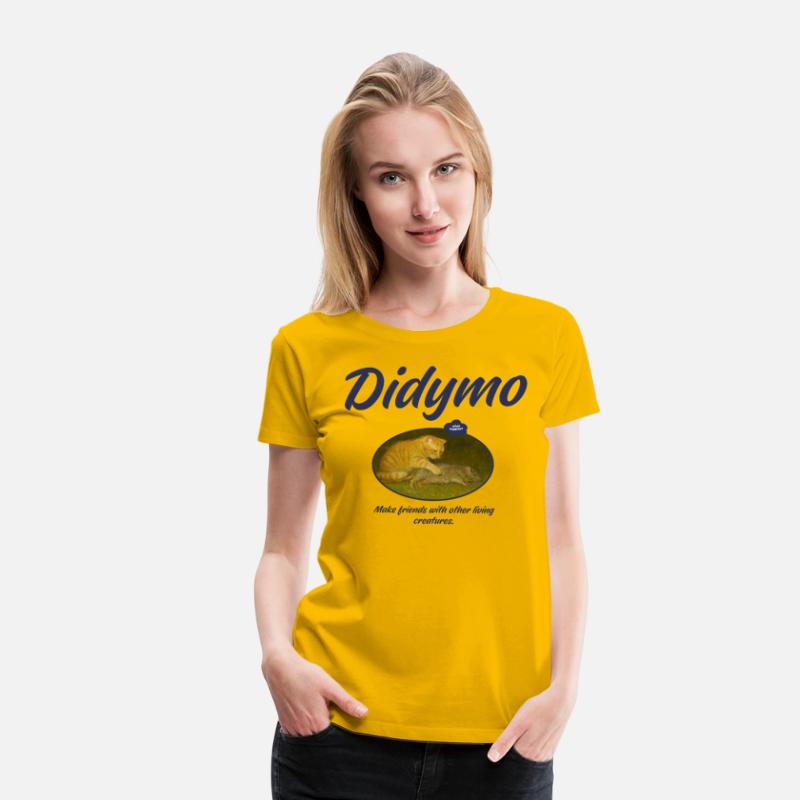 Humorous Cat Mouse Friendship Design