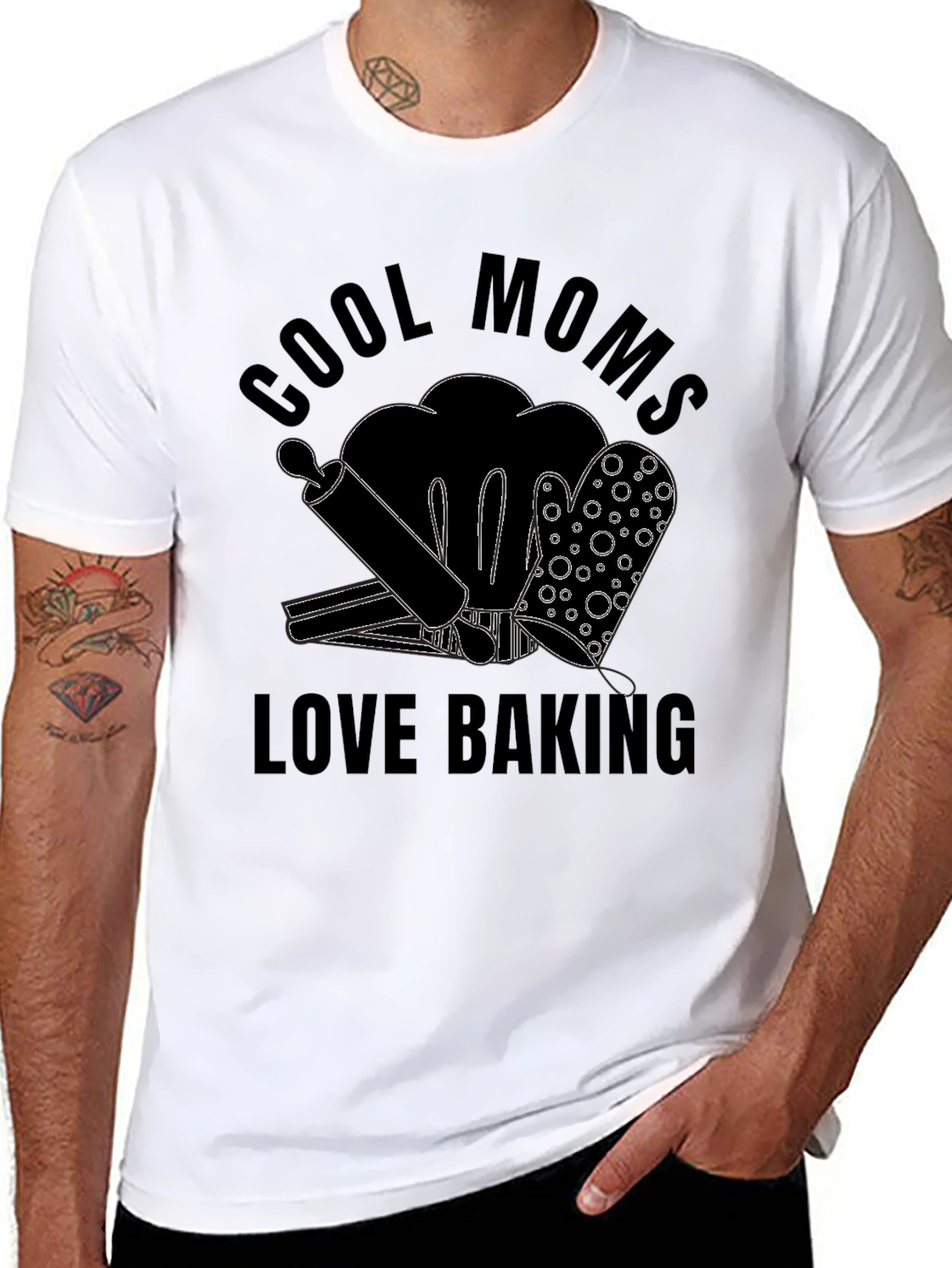 Cool Moms Love Baking T-Shirt