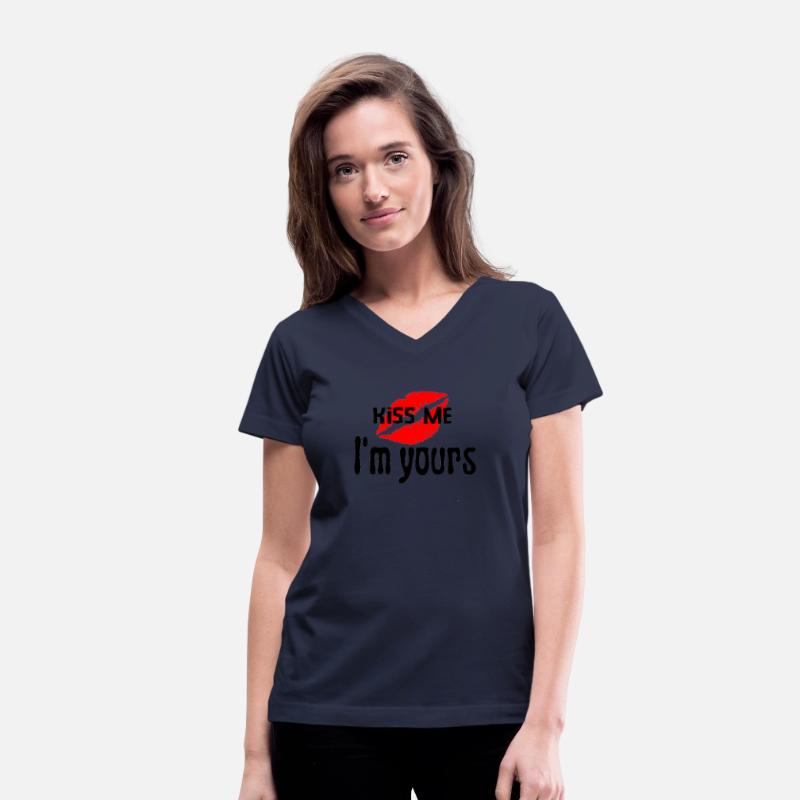 Kiss me I'm Yours