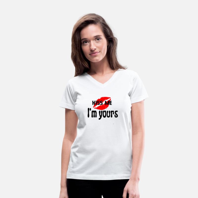 Kiss me I'm Yours