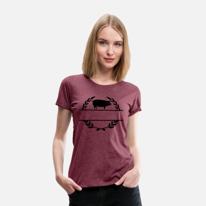 Logo pig in laurel wreath