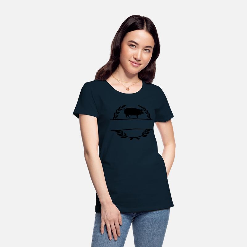 Logo pig in laurel wreath